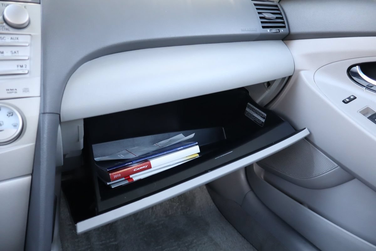 Used 2010 Toyota Camry FWD image 35