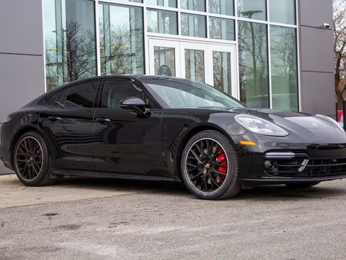 Used 2023 Porsche Panamera GTS w/ Premium Package AWD/4WD image 3