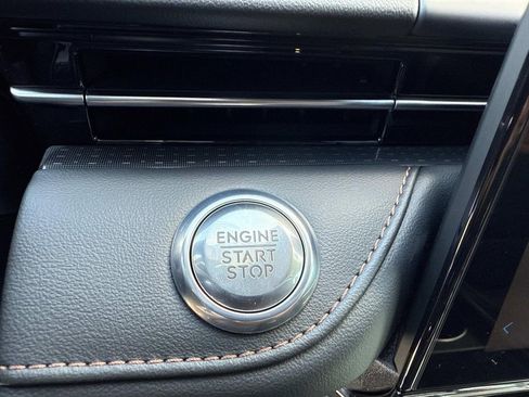 New 2025 Lincoln Nautilus Reserve w/ Jet Appearance Package image 29