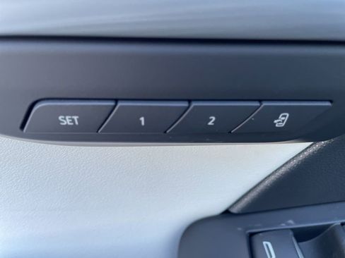 New 2026 Buick Envision Avenir image 17