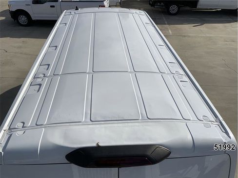 Used 2021 Ford Transit 350 XL image 8