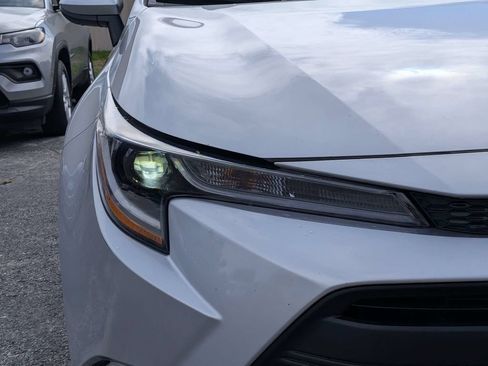 Used 2024 Toyota Corolla LE FWD image 9
