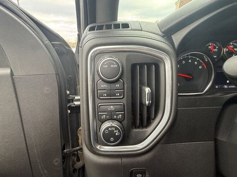 Used 2021 Chevrolet Silverado 1500 LT w/ Z71 Off-Road Package image 22