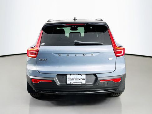 Used 2023 Volvo XC40 Recharge Ultimate w/ Protection Package Premier AWD/4WD image 6