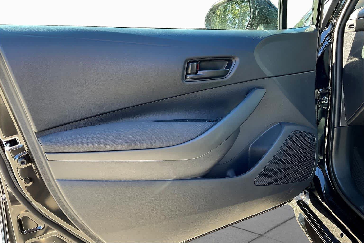 New 2027 Toyota Corolla LE FWD image 10