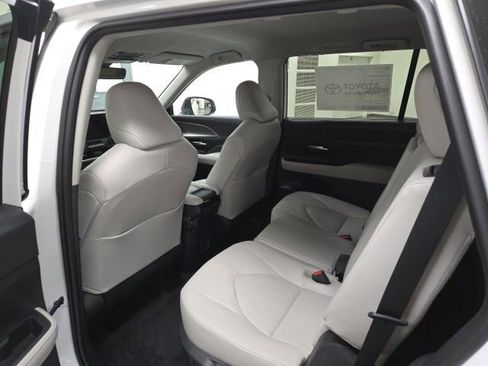 New 2026 Toyota Grand Highlander AWD image 16