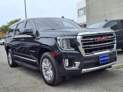 Used 2023 GMC Yukon XL SLT w/ SLT Luxury Package