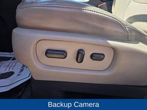 Used 2013 Ford Explorer XLT AWD/4WD image 19