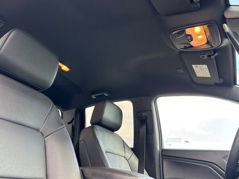 New 2025 Chevrolet Colorado Trail Boss w/ Midnight Edition image 16