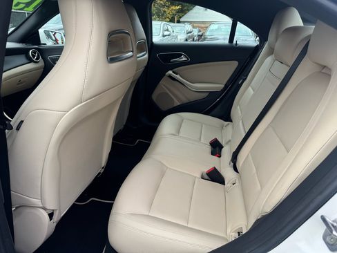 Used 2019 Mercedes-Benz CLA 250 image 14