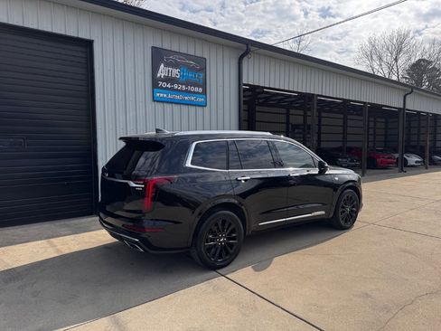 Used 2020 Cadillac XT6 Premium Luxury image 9