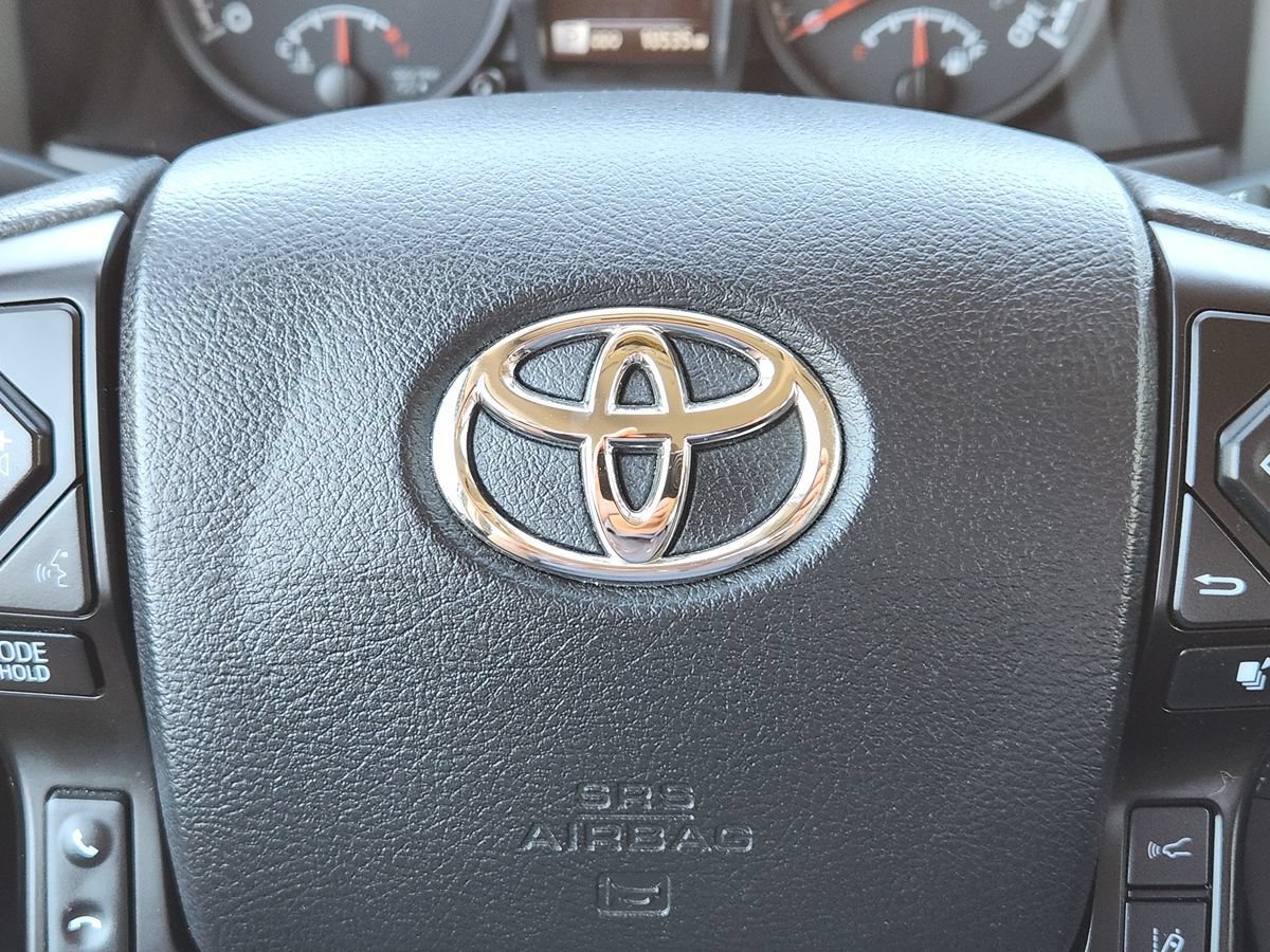 Used 2022 Toyota Tacoma SR w/ SR Convenience Package RWD image 47
