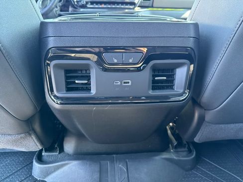 Used 2026 Chevrolet Silverado 2500 ZR2 AWD/4WD image 29