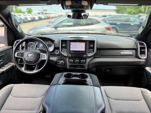 Used 2022 RAM 1500 Big Horn AWD/4WD image 2