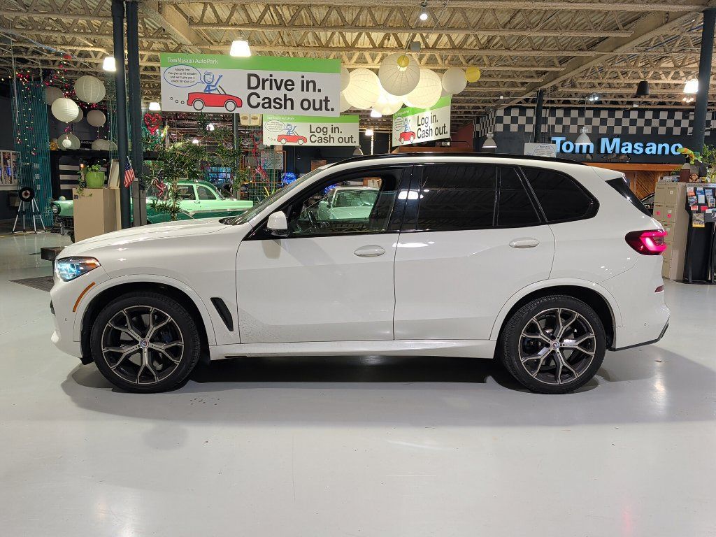 Used 2023 BMW X5 M50i w/ Executive Package AWD/4WD image 11