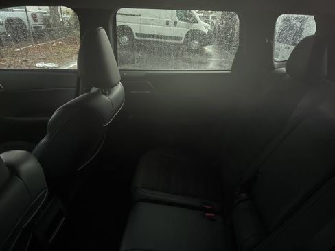 Used 2024 Mitsubishi Outlander SE FWD image 20