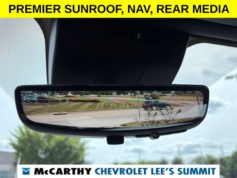 Used 2026 Chevrolet Tahoe Premier AWD/4WD image 13