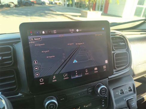 Used 2022 RAM ProMaster 3500 w/ Advanced Safety Group image 18