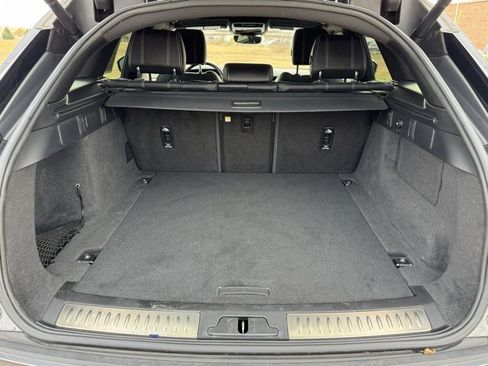Used 2021 Land Rover Range Rover Velar S image 7