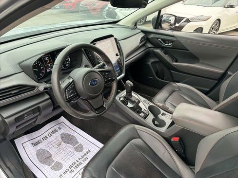 Used 2024 Subaru Crosstrek 2.5i Limited w/ Crosstrek Mirror Package image 21