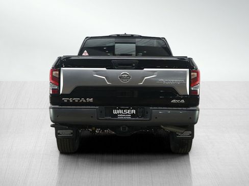 Used 2022 Nissan Titan Platinum Reserve w/ Moonroof Package image 4