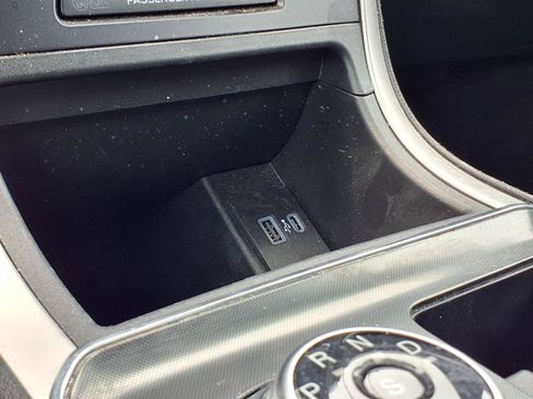 Used 2024 Ford Edge ST-Line AWD/4WD image 11