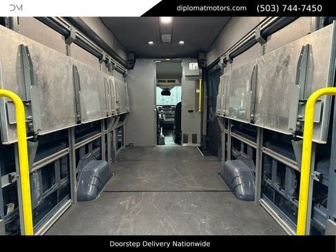 Used 2020 Ford Transit 250 148 High Roof Extended RWD image 31