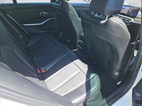 Used 2024 BMW 330i Sedan w/ Premium Package RWD image 20