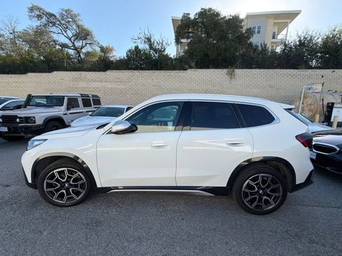 Certified 2023 BMW X1 xDrive28i w/ Convenience Package AWD/4WD image 2