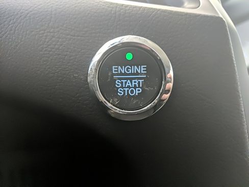 Used 2023 Ford Edge SEL w/ Convenience Package image 24