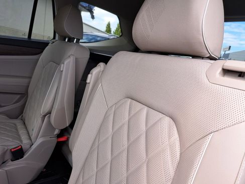 New 2026 Volkswagen Atlas SEL Premium R-Line image 24