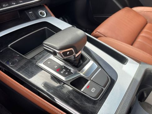 Used 2024 Audi Q5 2.0T Prestige image 21