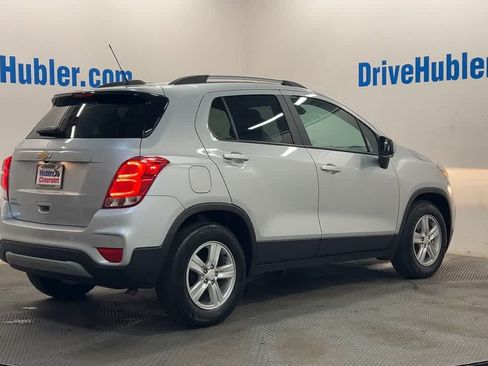 Used 2021 Chevrolet Trax LT FWD image 9