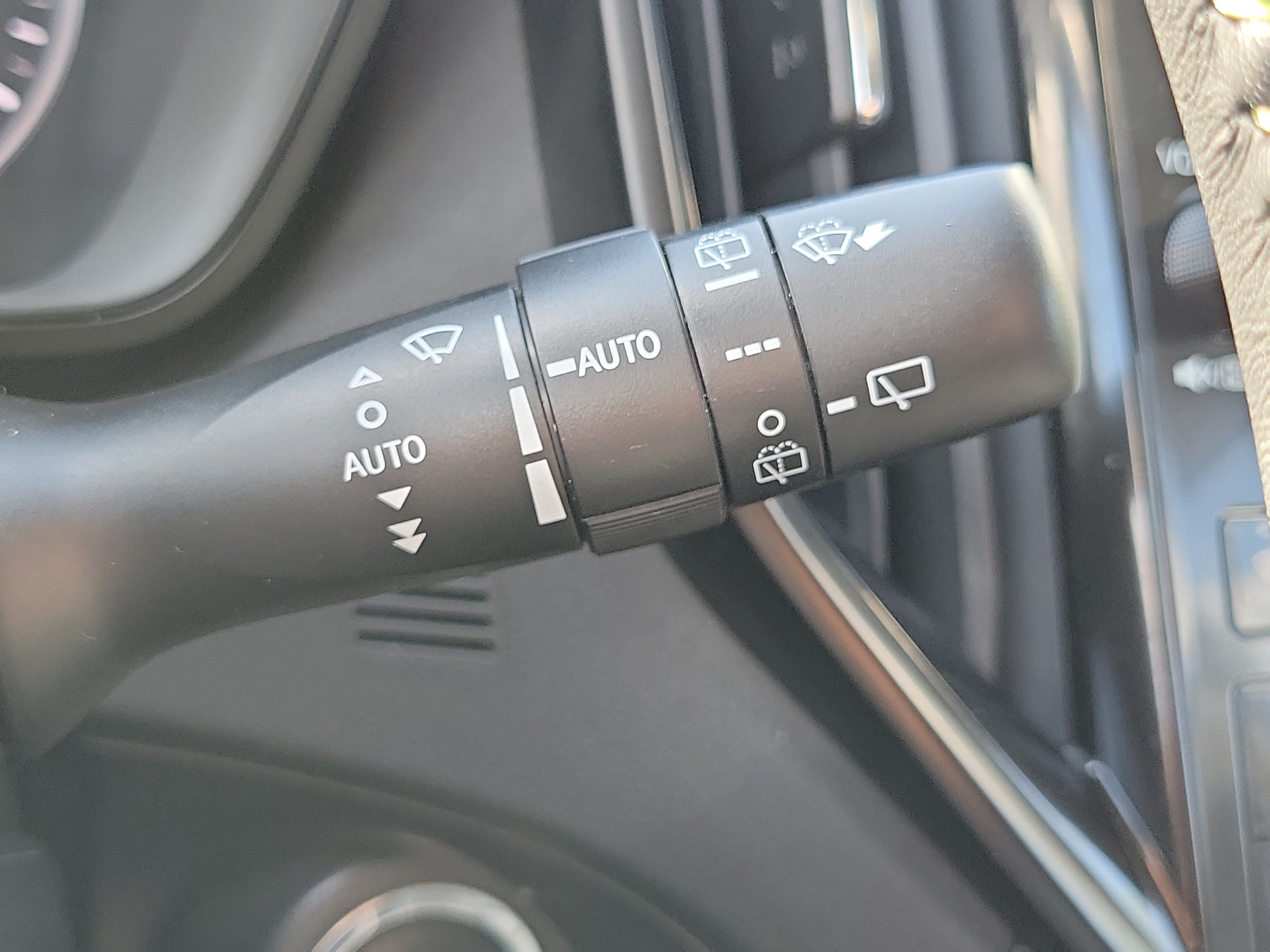 Used 2025 Subaru Ascent Bronze Edition w/ Onyx Package AWD/4WD image 29