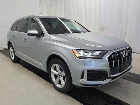 Used 2023 Audi Q7 2.0T Premium w/ Convenience Package AWD/4WD image 3