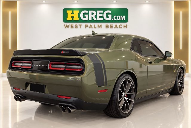 Used 2018 Dodge Challenger R/T Scat Pack RWD image 6