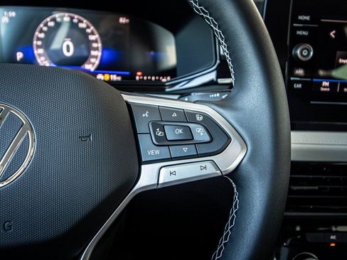 New 2026 Volkswagen Taos S image 32