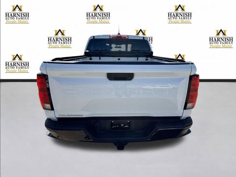Used 2024 Chevrolet Colorado Z71 w/ Z71 Convenience Package 2 image 5