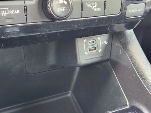 Used 2022 Jeep Compass Latitude FWD image 22