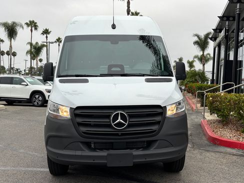 New 2026 Mercedes-Benz Sprinter 2500 image 14