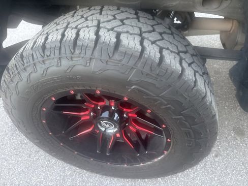 Used 2020 Chevrolet Silverado 1500 LT w/ Fleet Comfort Package image 9