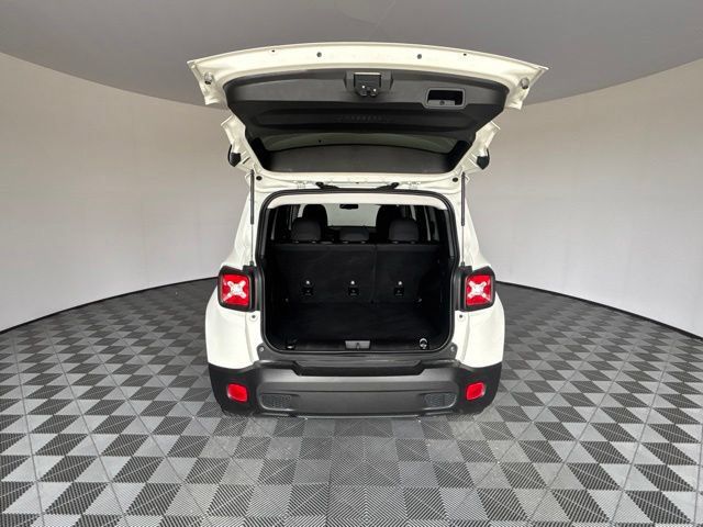 Used 2023 Jeep Renegade Altitude w/ Convenience Group I AWD/4WD image 23