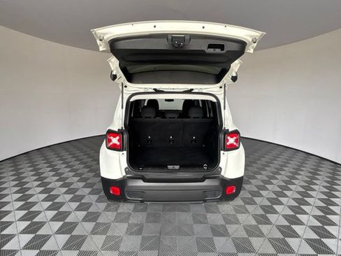 Used 2023 Jeep Renegade Altitude w/ Convenience Group I AWD/4WD image 23