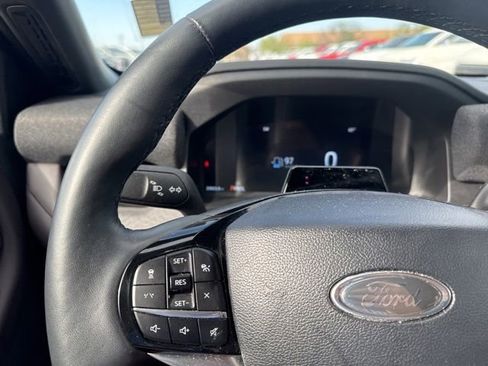 Used 2025 Ford Explorer Platinum w/ LUX Leather Package image 12