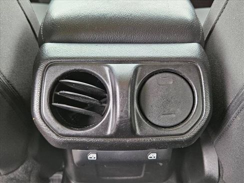 Used 2020 Jeep Wrangler Unlimited Sport S AWD/4WD image 18