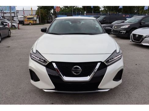 Used 2022 Nissan Maxima SV w/ Floor Mat Group image 10
