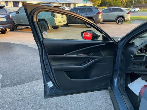 Used 2025 MAZDA CX-30 AWD 2.5 S w/ Preferred Package image 15