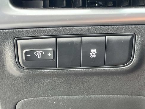 Certified 2025 Hyundai Tucson SE FWD image 24