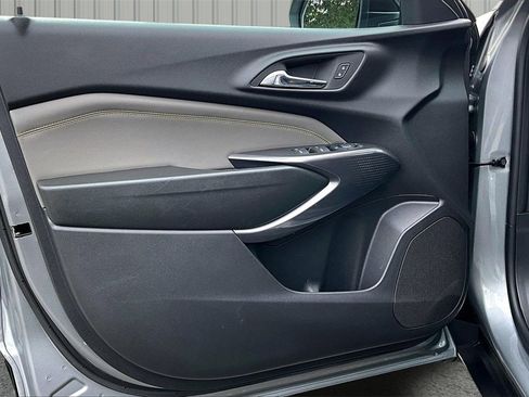 Used 2024 Chevrolet Trax ACTIV w/ Driver Confidence Package image 15