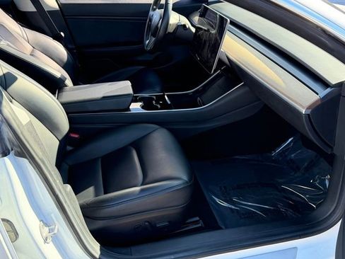 Used 2019 Tesla Model 3 Long Range image 23